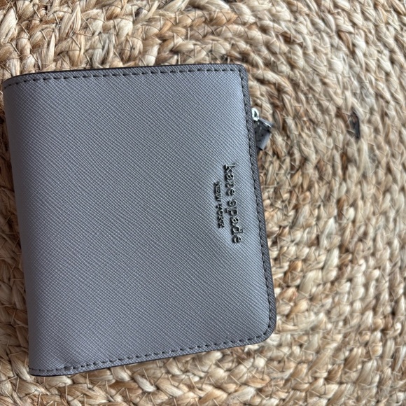 kate spade Handbags - Kate Spade Light Gray Wallet
